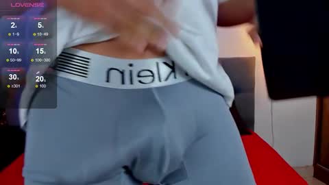 Snapshot of nicolas_james_sc chatting on 10.10.25 nicolas_james_sc online show from 10.10.25