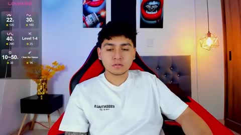 Snapshot of nicolas_james_sc chatting on 10.18.25 nicolas_james_sc online show from 10.18.25