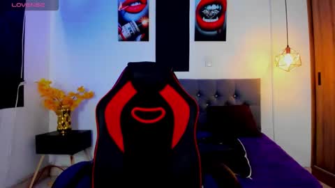 Snapshot of nicolas_james_sc chatting on 10.28.25 nicolas_james_sc online show from 10.28.25