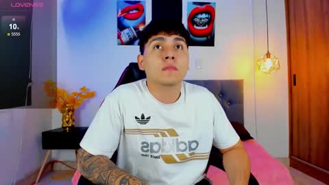 Snapshot of nicolas_james_sc chatting on 12.02.25 nicolas_james_sc online show from 12.02.25