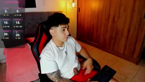 Snapshot of nicolas_james_sc chatting on 12.05.25 nicolas_james_sc online show from 12.05.25