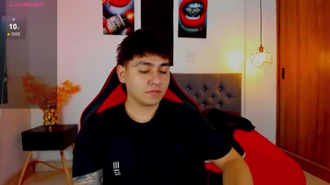 Snapshot of nicolas_james_sc chatting on 12.16.25 nicolas_james_sc online show from 12.16.25