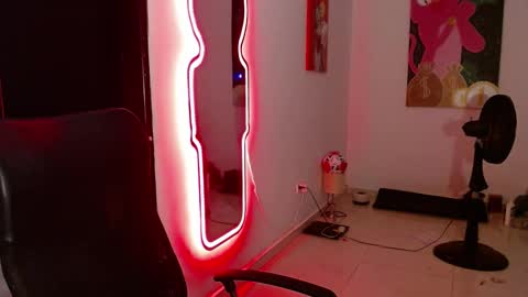 nicolas online show from 12.31.24