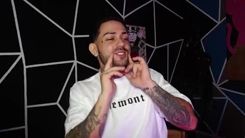 nicolas online show from 11.03.25