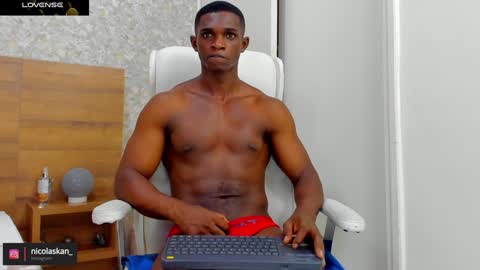 Nicolas online show from 12.15.24