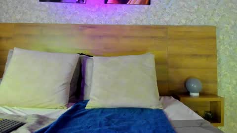 Nicolas online show from 02.27.25