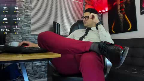 Nicolas Fellener online show from 06.04.26