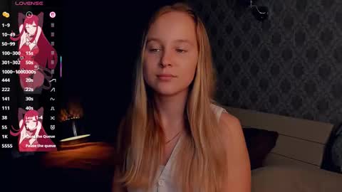 Nicoletta online show from 09.18.25