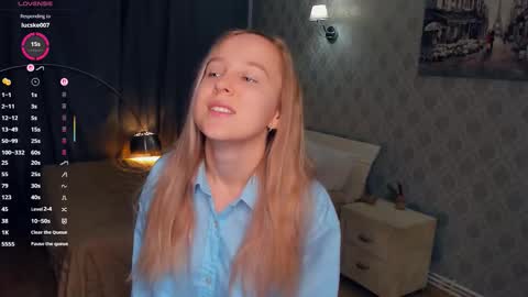 Nicoletta online show from 11.01.25