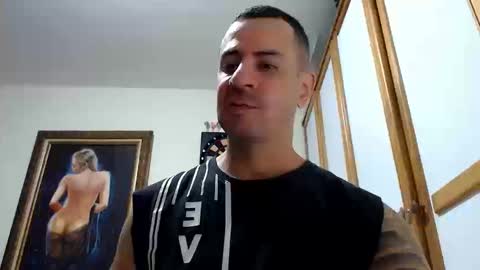 Snapshot of nicolay_74 chatting on 09.18.25 Nicolay online show from 09.18.25