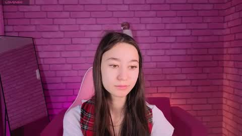 Nicole online show from 04.04.26