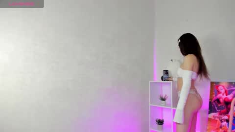 GMT7TueWedThSu 0300am-0900am. Sa 1000am-0400pm online show from 12.11.24