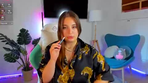 Nicole De Lux online show from 07.28.26