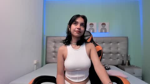 Nicol online show from 12.18.24