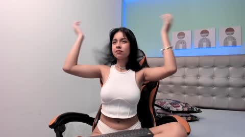 Nicol online show from 12.19.24