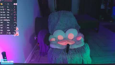 Snapshot of nicole_fancy chatting on 11.29.25 Kitty Nikki online show from 11.29.25