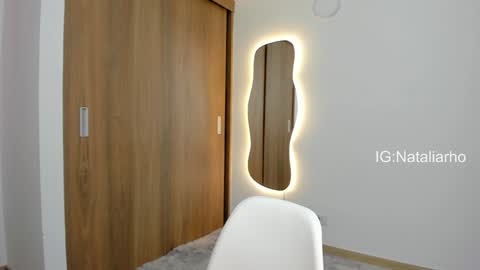 N A T A L I A online show from 01.20.25