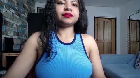 Nicole online show from 10.27.25