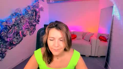 nicolehits online show from 10.12.25