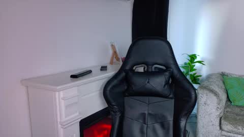 nicoleirisxxx online show from 02.13.26