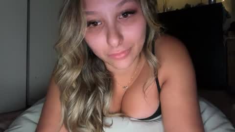 Snapshot of nicolelovesyou444 chatting on 06.24.26 nicolelovesyou444 online show from 06.24.26