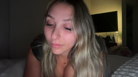 Snapshot of nicolelovesyou444 chatting on 07.01.26 nicolelovesyou444 online show from 07.01.26