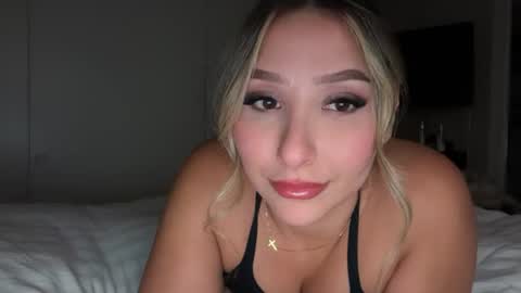 Snapshot of nicolelovesyou444 chatting on 07.08.26 nicolelovesyou444 online show from 07.08.26