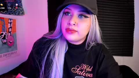 Nico online show from 02.22.25