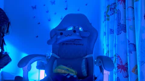 Nicolle Miley online show from 03.22.26