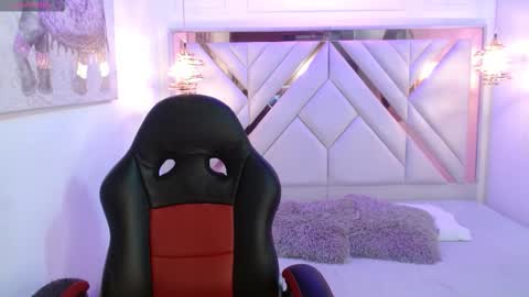 Nicollet online show from 03.26.26