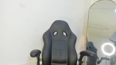 Nicol online show from 02.08.26