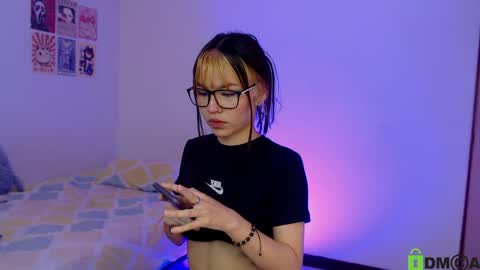 NicoRobin777 online show from 04.09.26