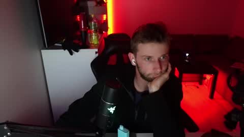 Snapshot of nicramga chatting on 10.26.25 nicramga online show from 10.26.25