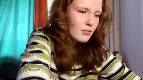 Snapshot of nidiaconstant chatting on 07.16.26 Zoe online show from 07.16.26