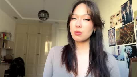 Snapshot of nievesshippey chatting on 04.30.26 Hanna online show from 04.30.26