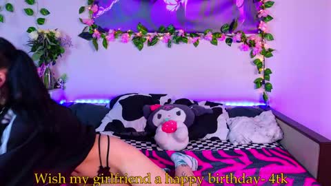 Snapshot of night_angell chatting on 05.04.26 Night angel online show from 05.04.26