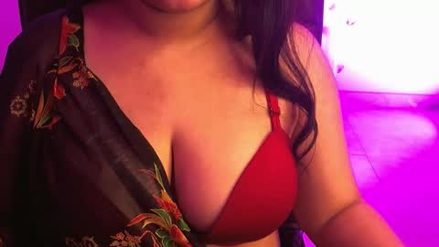 Snapshot of nightqueen107446 chatting on 11.22.25 nightqueen107446 online show from 11.22.25