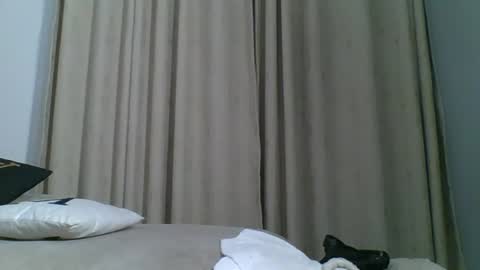 Snapshot of nighty_desire chatting on 11.18.25 Nighty Desire online show from 11.18.25