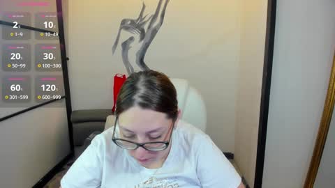 Anni online show from 02.08.25