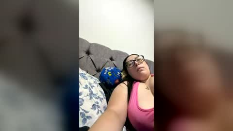 Snapshot of niickyjones chatting on 06.24.26 Anni online show from 06.24.26