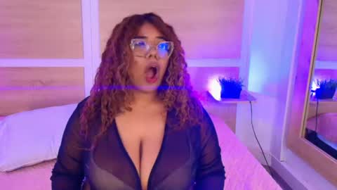 Snapshot of niickypurple chatting on 07.12.26 Call me Nicky online show from 07.12.26