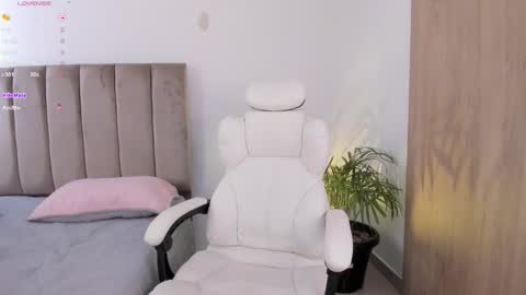 Niicoleta  online show from 02.07.26