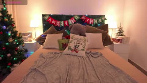 niiik_miiiki online show from 12.30.24