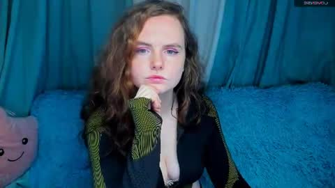 Snapshot of niiik_miiiki chatting on 07.15.26 niiik_miiiki online show from 07.15.26