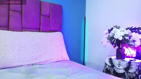 NINAINK online show from 02.25.25