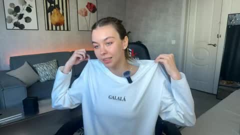 Snapshot of nika_lodge_official chatting on 05.30.26 Russian sweet baby online show from 05.30.26