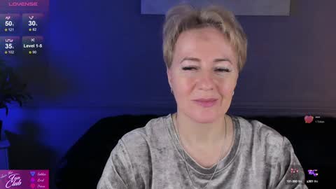 Snapshot of nika_smit chatting on 12.06.24 Nika online show from 12.06.24