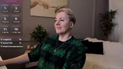 Snapshot of nika_smit chatting on 03.02.25 Nika online show from 03.02.25