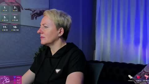 Snapshot of nika_smit chatting on 09.18.25 Nika online show from 09.18.25