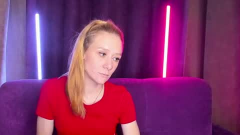 Snapshot of nikablond chatting on 07.14.26 nikablond online show from 07.14.26